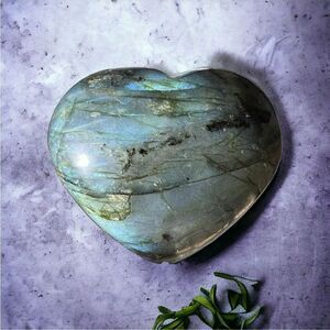 Labradorite‎ Crystal Chunky Heart Carving (Imperfect)